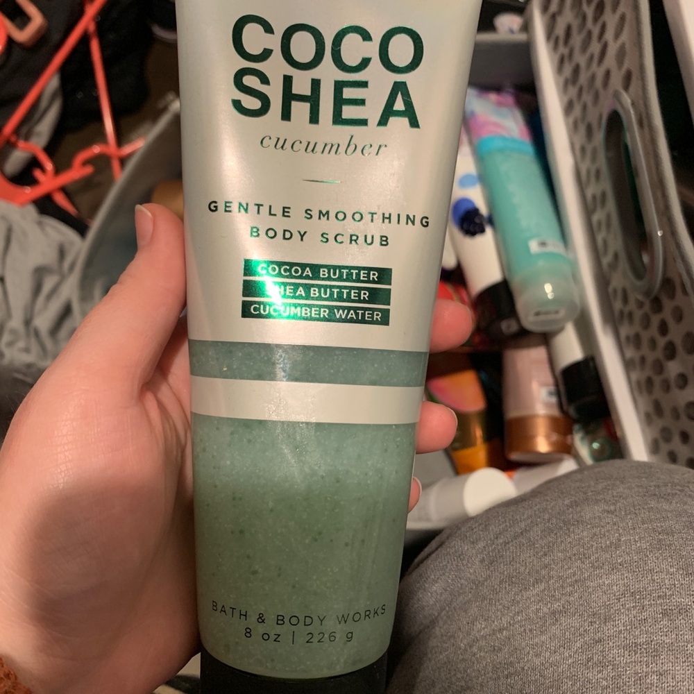 Coco Shea Gentle Scrub